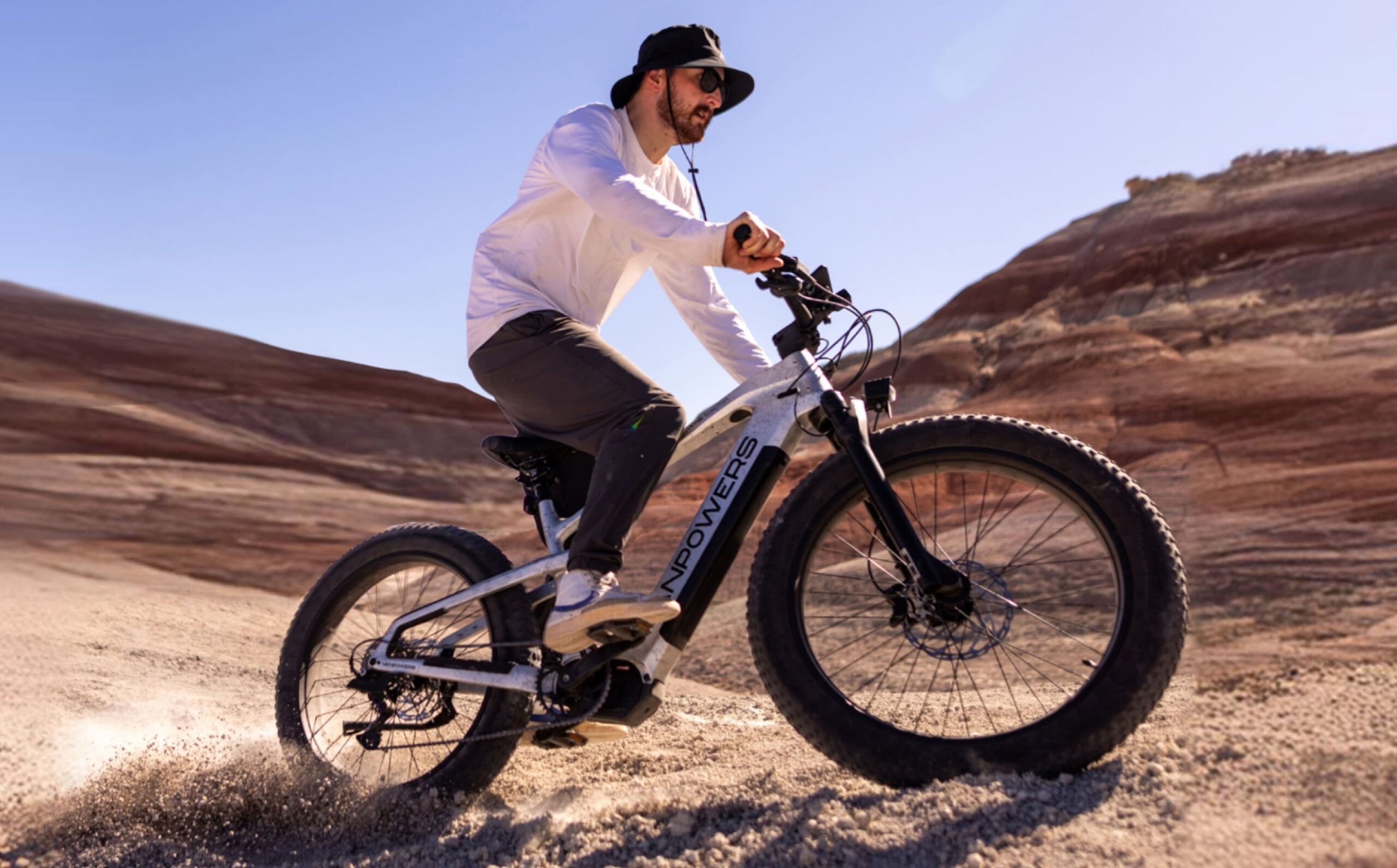 Vanpowers - GrandTeton Ultra Adult 26" Step-Over 500W Mid Drive E-Bike - Galaxy Silver - Image 5