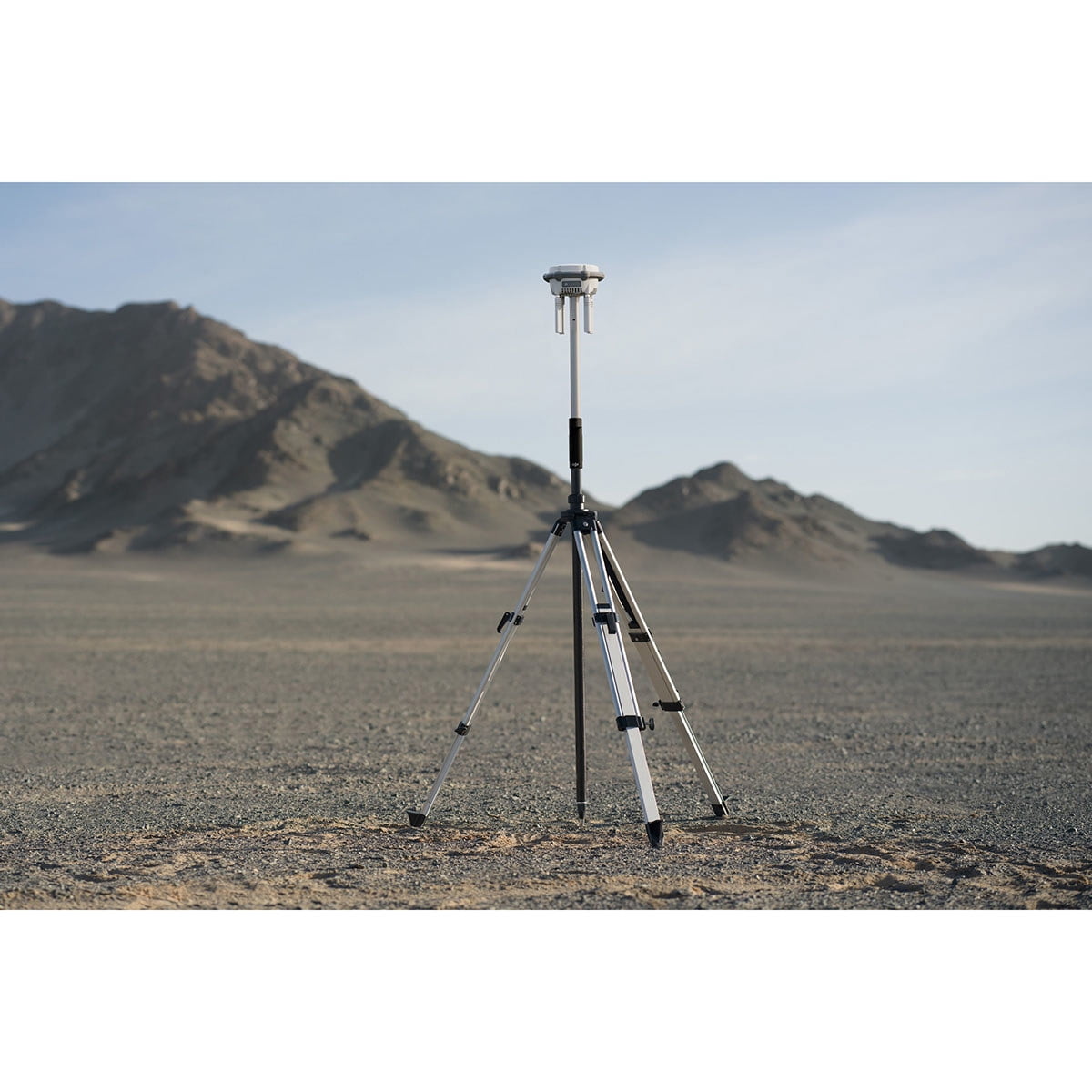 DJI D-RTK 3 High Precision GNSS Multifunctional Station - Image 4